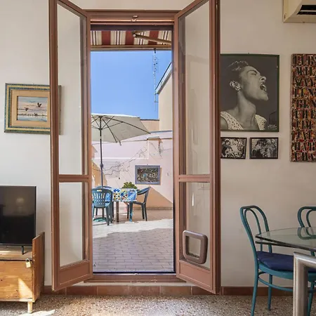 Daire Carola's Terrace / La Terrazza Di Carola